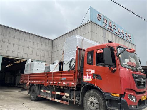张家港乐虎lehu工业吸尘器—打包准备发货走一车_乐虎lehu