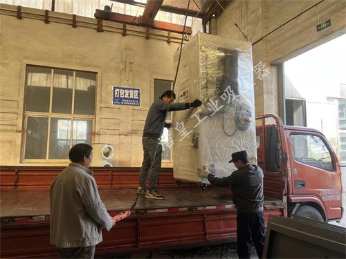 一批除尘装备打包发货—乐虎lehu工业吸尘器_乐虎lehu