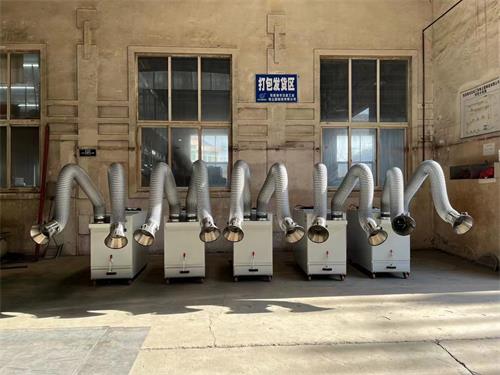 无锡客户定制的5套脉冲焊烟除尘器走一车——乐虎lehu工业_乐虎lehu