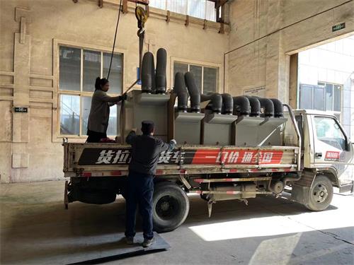 无锡客户定制的5套脉冲焊烟除尘器走一车——乐虎lehu工业_乐虎lehu