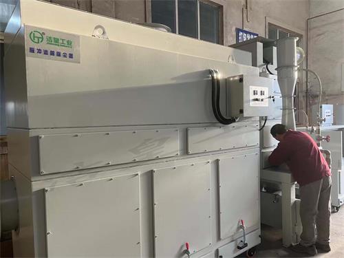 脉冲滤筒除尘器、文丘里湿式除尘器、打磨除尘事情台、砂轮机除尘器准备打包发货_乐虎lehu