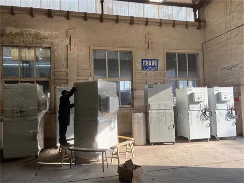 泰国客户定制的六台脉冲滤筒除尘器打包发货——乐虎lehu工业_乐虎lehu