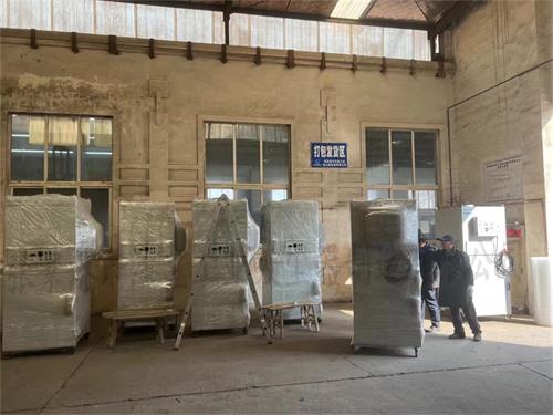 泰国客户定制的六台脉冲滤筒除尘器打包发货——乐虎lehu工业_乐虎lehu