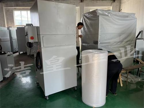 制样室除尘系统——脉冲滤筒除尘器打包发货_乐虎lehu
