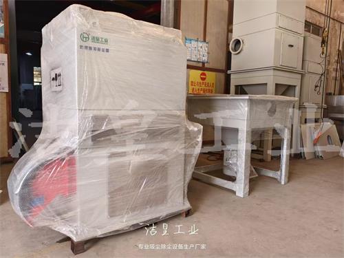 脉冲滤筒除尘器、工业吸尘器打包发货-乐虎lehu工业_乐虎lehu